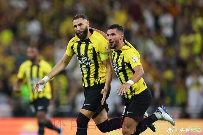 本泽马:若皇马与我续约我就留下 阿扎尔运气不好 本泽马:若皇马与我续约我就留下 阿扎尔运气不好